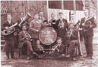 Das Gründungsbild - 2 Jahre nach der eigentlichen Gründung des Musikverein "Edelweiß" Sulzbach