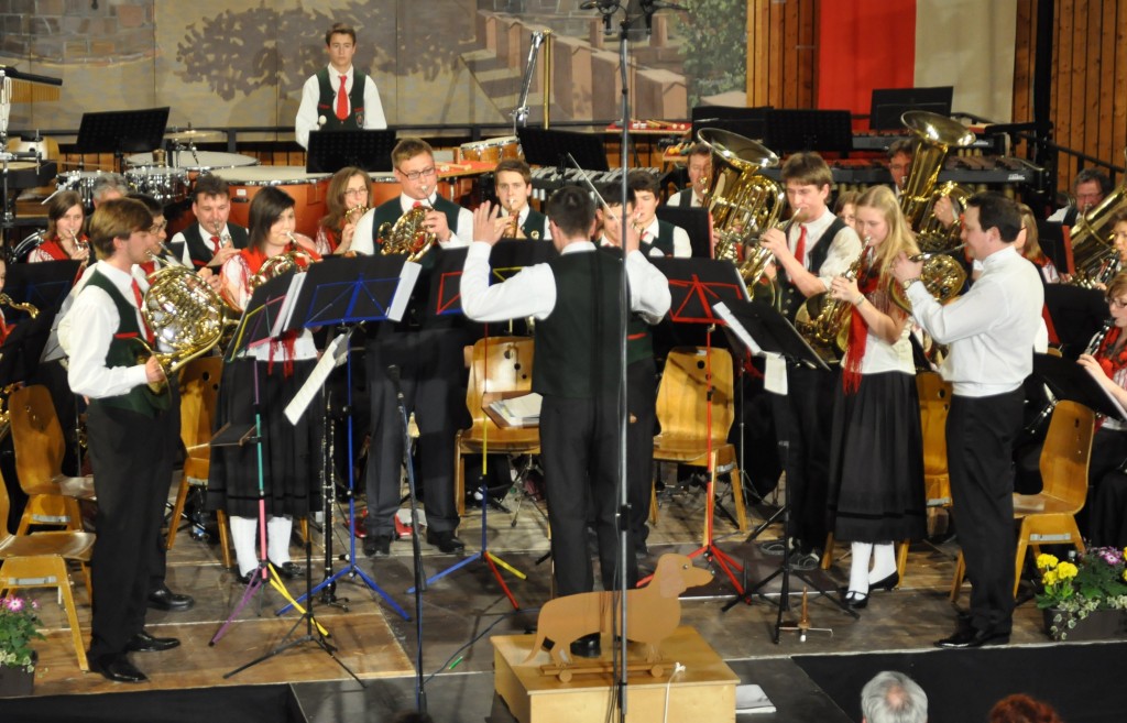 Ein Höhepunkt des Konzerts des Musikvereins Sulzbach war das Hornseptett mit Profi Joachim Pfannschmidt Foto: privat 