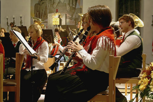 Ambitioniert: Das Symphonische Blasorchester Sulzbach sorgte in der St. Anna-Kirche für Gänsehaut und stehende Ovationen.